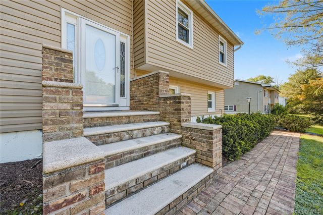 10 Headden Drive, Spring Valley, NY 10977