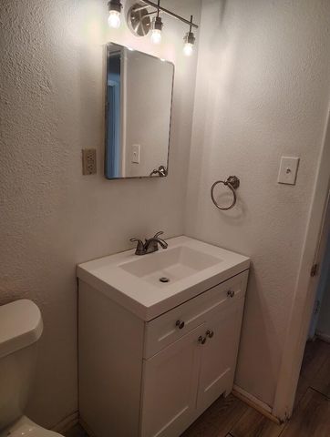 1413 E TILDEN Street, Roswell, NM 88203