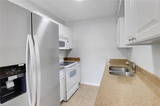 4635 Bayshore DR P4, Naples, FL 34112