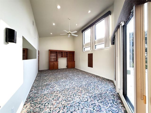 7110 W Mockingbird Lane, Pearland, TX 77584