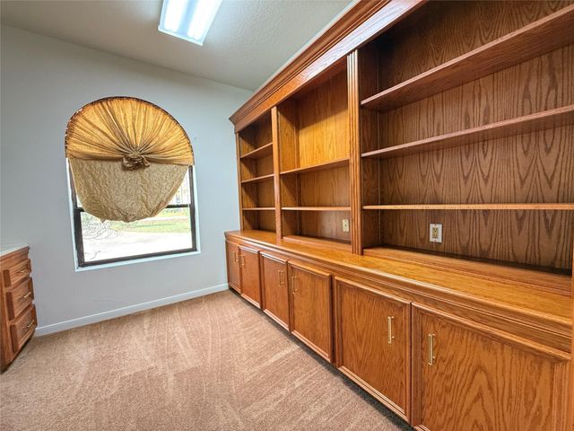 7110 W Mockingbird Lane, Pearland, TX 77584