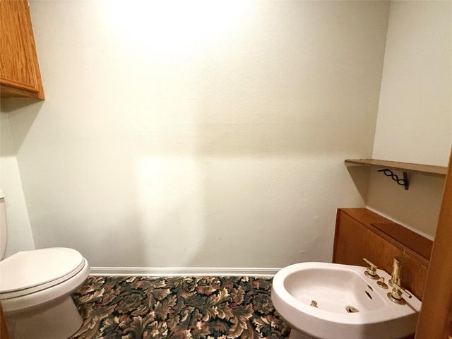 7110 W Mockingbird Lane, Pearland, TX 77584