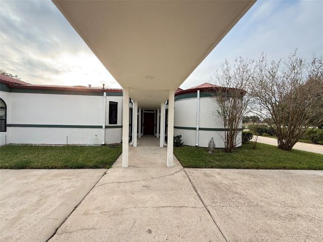 7110 W Mockingbird Lane, Pearland, TX 77584