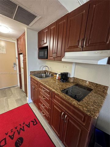 19201 Collins Avenue 1103, Sunny Isles Beach, FL 33160