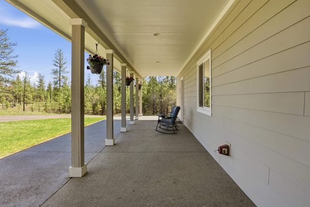 3916 W Brown Ln, Cheney, WA 99004