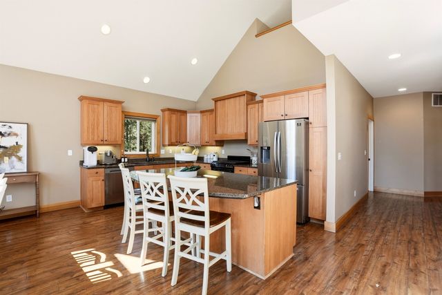 3916 W Brown Ln, Cheney, WA 99004