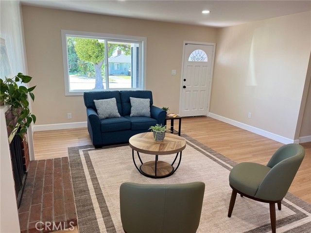 822 W 5th Street, Ontario, CA 91762