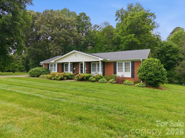 805 Pine Hill Drive, Salisbury, NC 28146
