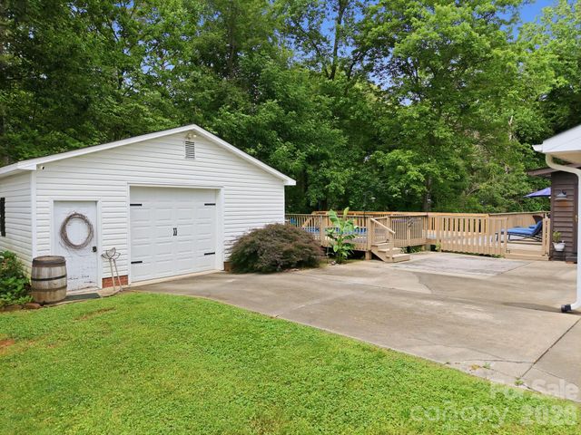 805 Pine Hill Drive, Salisbury, NC 28146