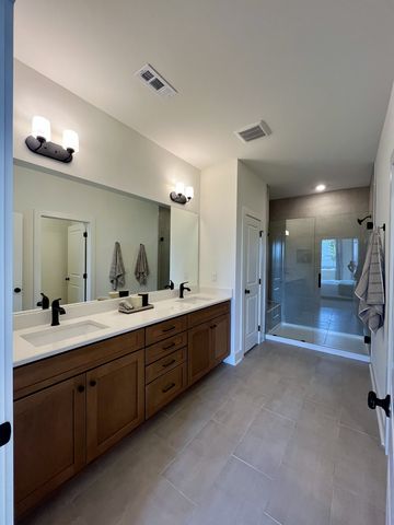 130 Valentine Aly, Nashville, TN 37218