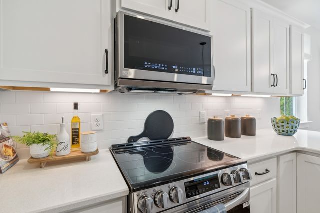 130 Valentine Aly, Nashville, TN 37218