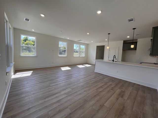 130 Valentine Aly, Nashville, TN 37218