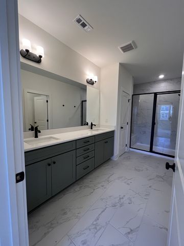 130 Valentine Aly, Nashville, TN 37218