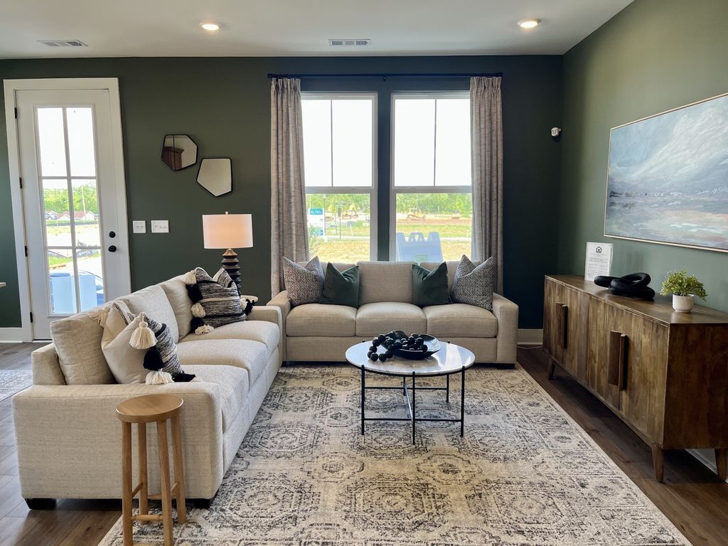 130 Valentine Aly, Nashville, TN 37218