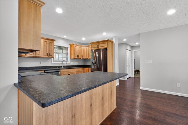 417 W Jackson Street, Knightstown, IN 46148