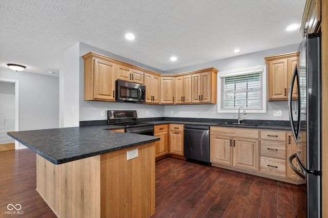 417 W Jackson Street, Knightstown, IN 46148