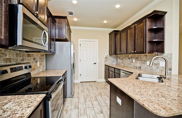 108 Alder Street, Pea Ridge, AR 72751