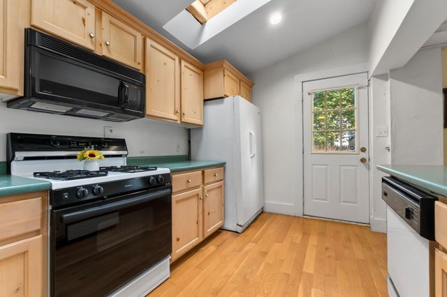 54 Buffum Street, Salem, MA 01970
