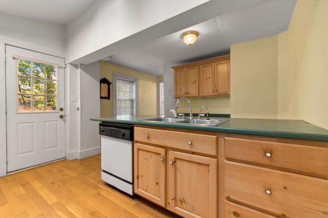 54 Buffum Street, Salem, MA 01970