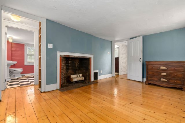 54 Buffum Street, Salem, MA 01970