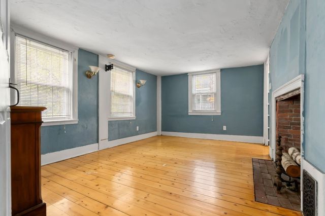 54 Buffum Street, Salem, MA 01970