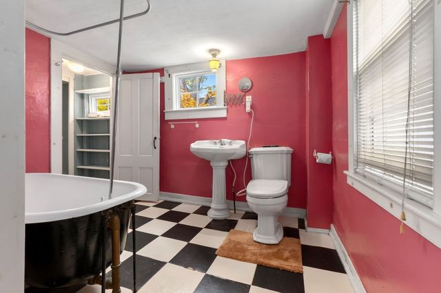 54 Buffum Street, Salem, MA 01970