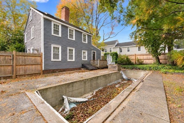 54 Buffum Street, Salem, MA 01970