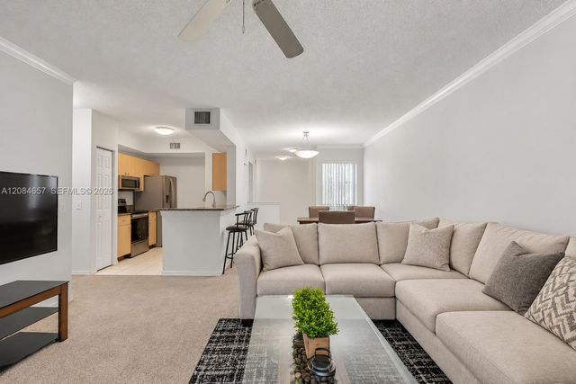 2474 Centergate Drive 203, Miramar, FL 33025