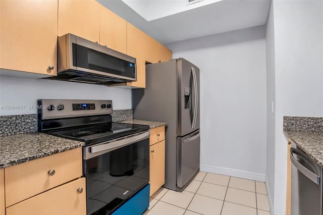2474 Centergate Drive 203, Miramar, FL 33025
