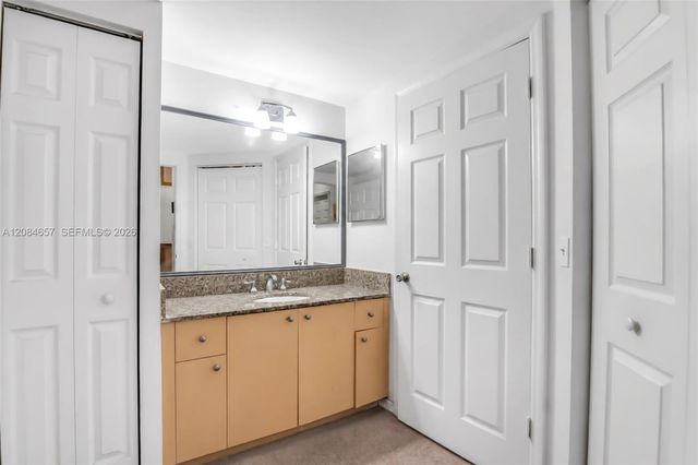 2474 Centergate Drive 203, Miramar, FL 33025
