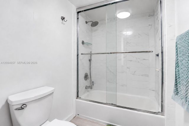 2474 Centergate Drive 203, Miramar, FL 33025