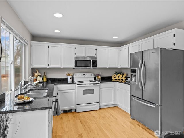 1535 55th Court SE, Auburn, WA 98092