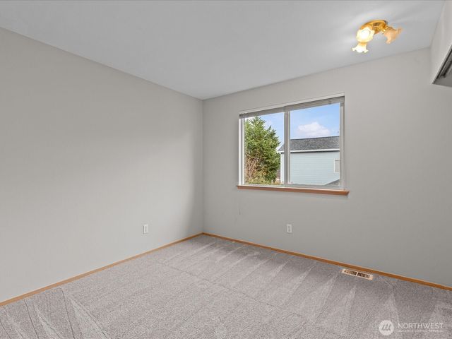 1535 55th Court SE, Auburn, WA 98092