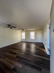 132 Ballygar St Apt C, Clarksville, TN 37043