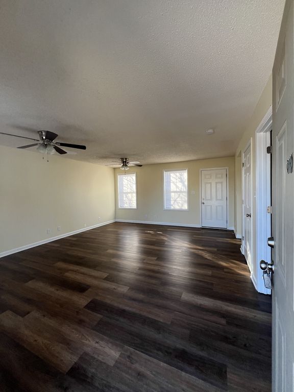 132 Ballygar St Apt C, Clarksville, TN 37043