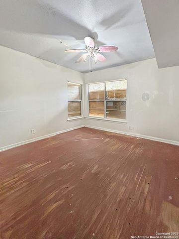 207 Sheila, San Antonio, TX 78209