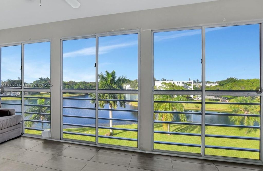 4008 Oakridge A 4008, Deerfield Beach, FL 33442