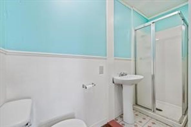708 E Pine Street, Edgewood, TX 75117