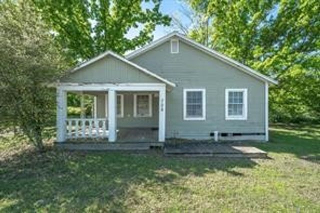 708 E Pine Street, Edgewood, TX 75117