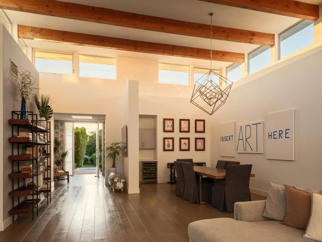 8835 Robin Hood Ln, San Diego, CA 92037