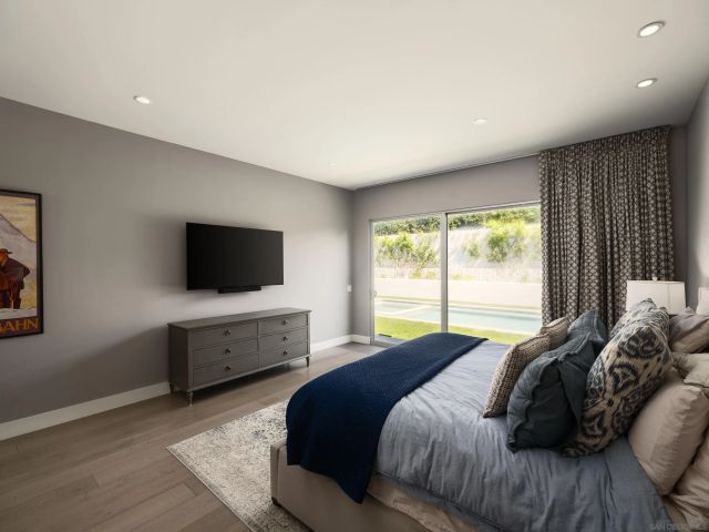 8835 Robin Hood Ln, San Diego, CA 92037