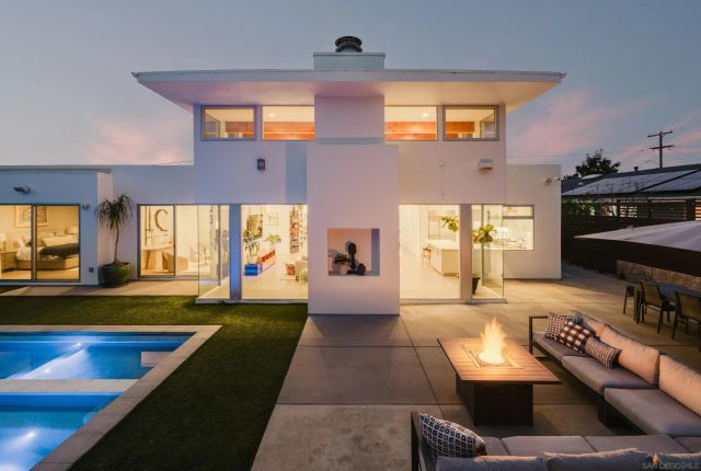 8835 Robin Hood Ln, San Diego, CA 92037