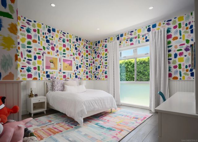 8835 Robin Hood Ln, San Diego, CA 92037