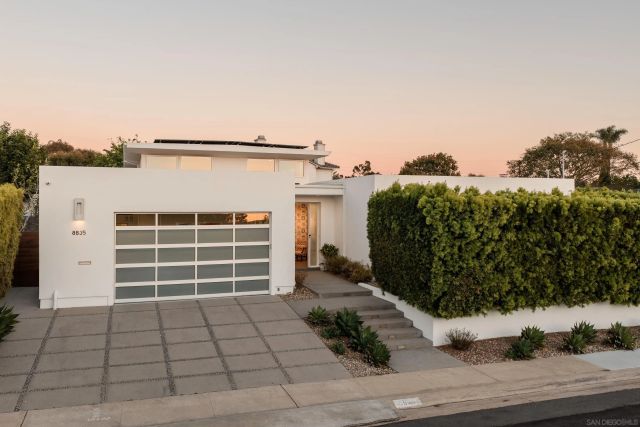 8835 Robin Hood Ln, San Diego, CA 92037