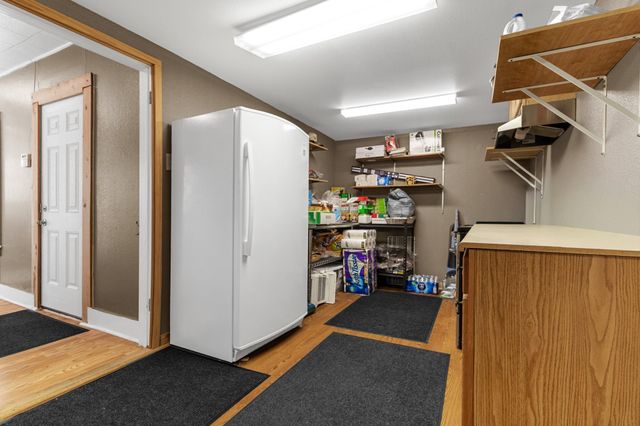 1112 S Fm 441 Road, Louise, TX 77455