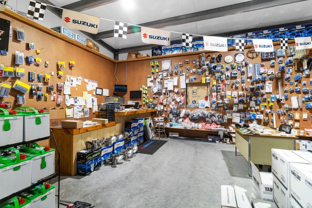 1112 S Fm 441 Road, Louise, TX 77455