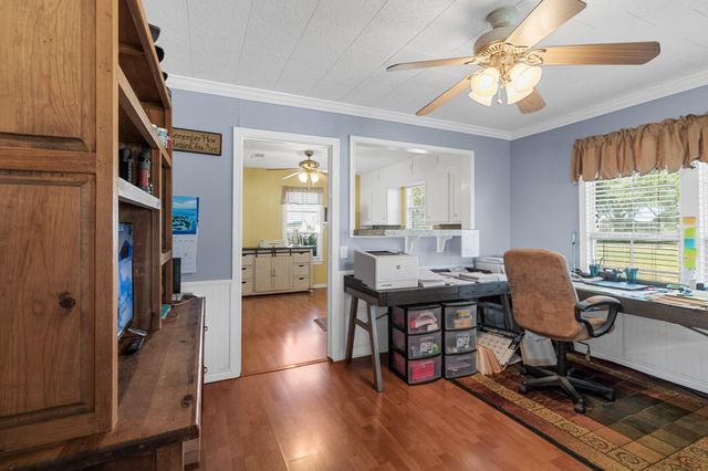 1112 S Fm 441 Road, Louise, TX 77455