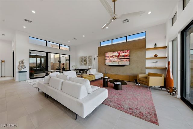 42 Sand Star Lane, Henderson, NV 89011