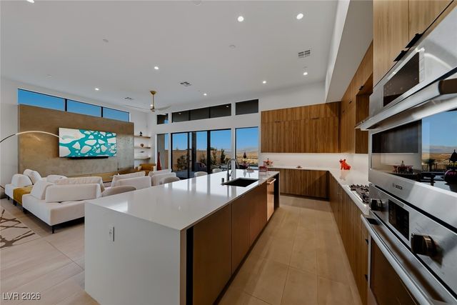 42 Sand Star Lane, Henderson, NV 89011