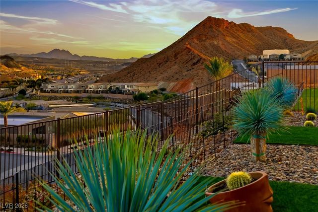 42 Sand Star Lane, Henderson, NV 89011